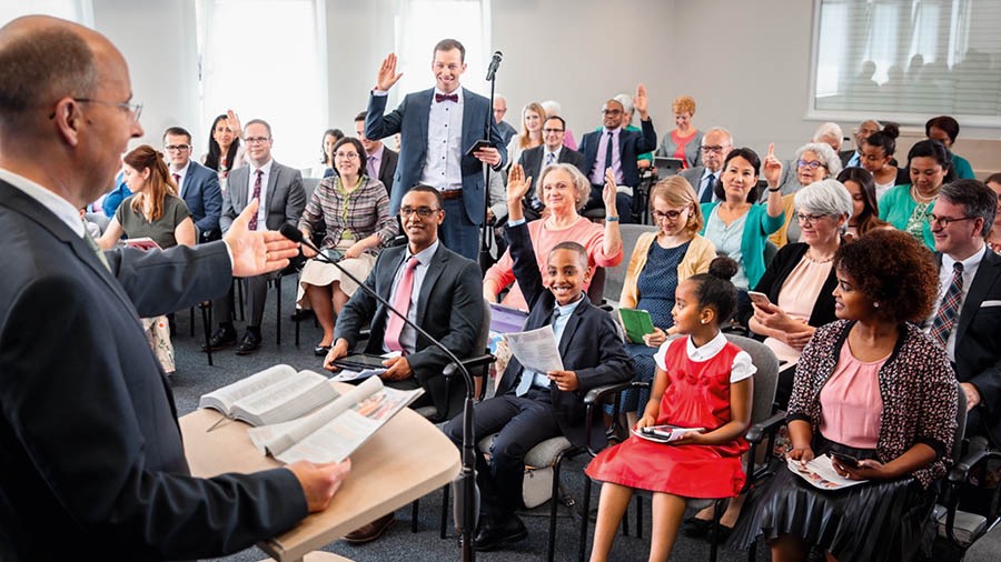 Shuj huauquimi villajun revistata ñaupaman pushajun. Shinallata huauquipanicuna comentanajun.