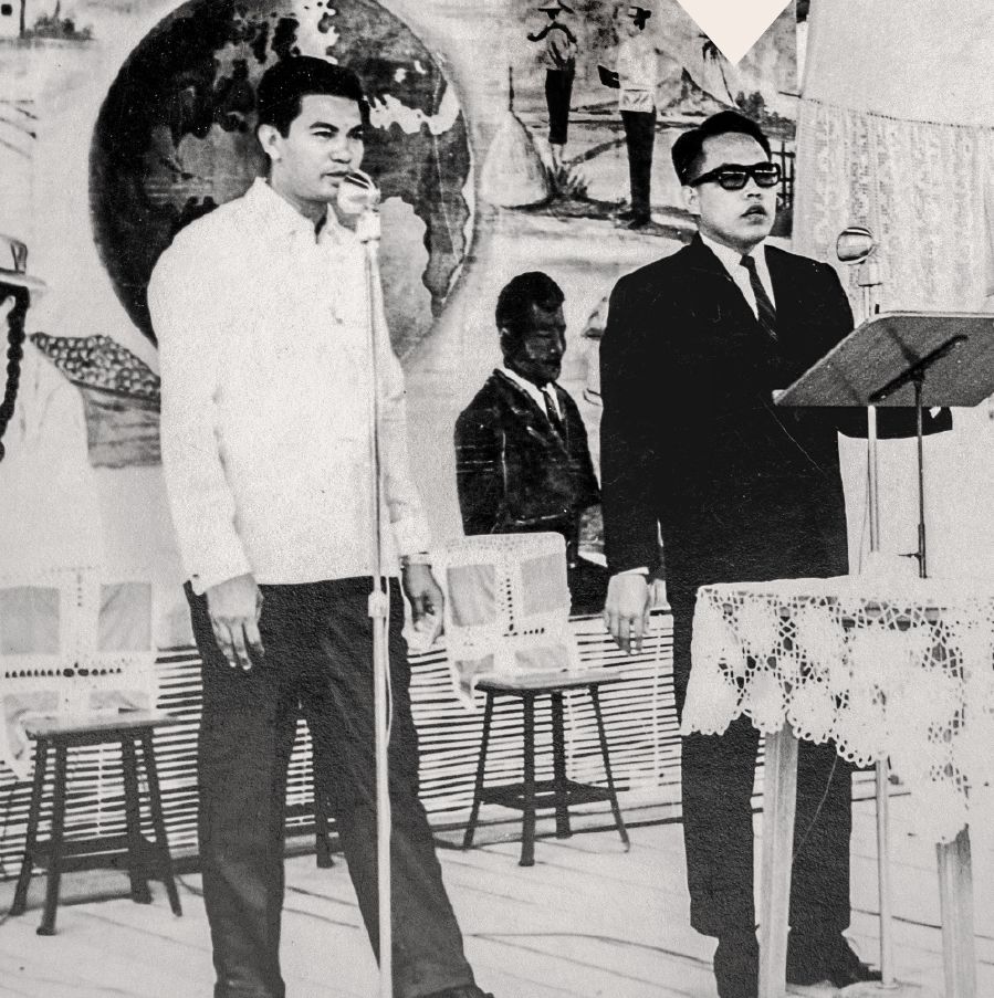 Феликс Фахардо произносит речь на конгрессе (1963 год)