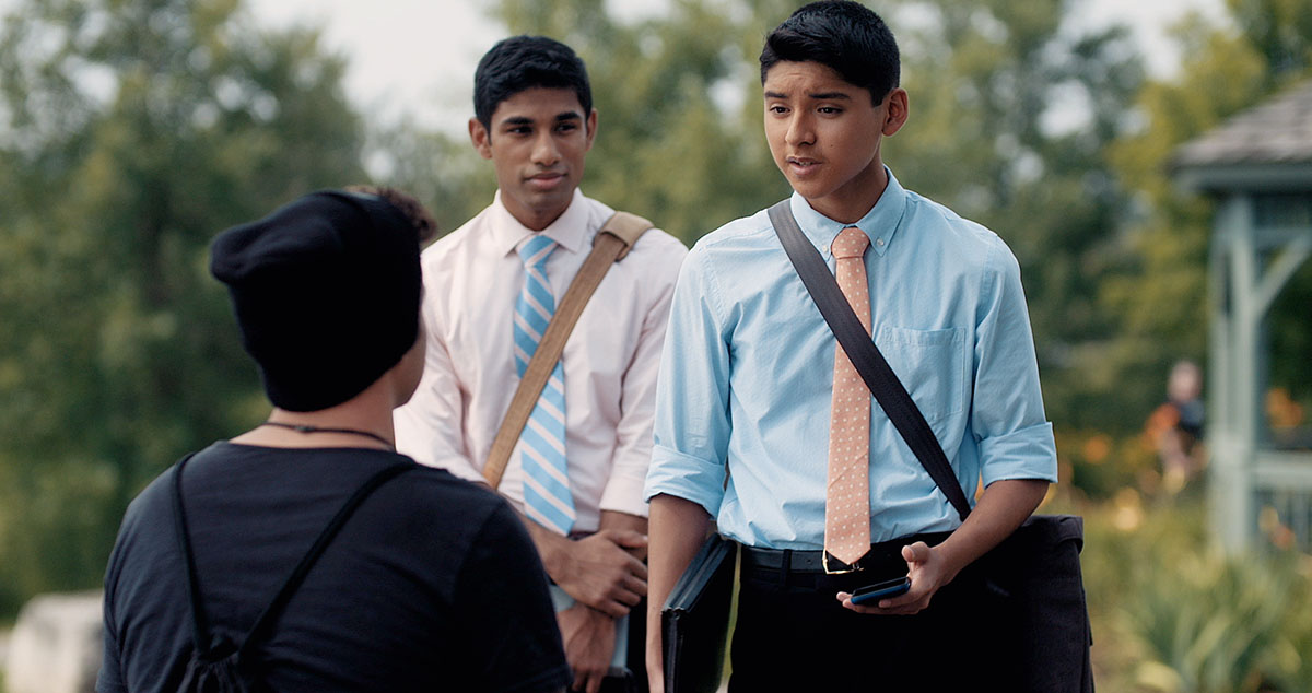 Umuvukanyi w’umutsimvyi ariko aramamaza ari kumwe n’umuvukanyi akiri muto wo mw’ishengero ryabo