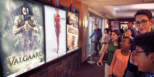 Abakirisu bakiri bato bari imbere y’inzu iberamwo ibikino, bariko baraba ibicapo vyerekana amavidewo atandukanye