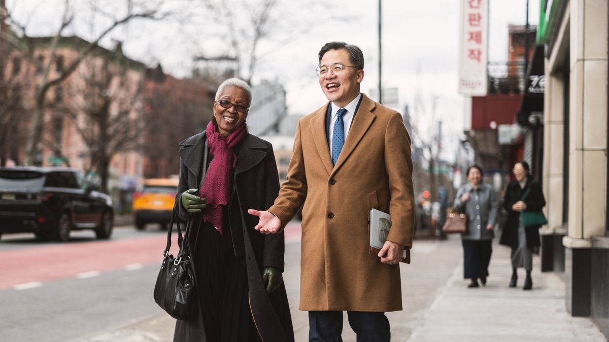 Inyuma y’imyaka myinshi, wa muvukanyi ari mu ndimiro ahimbawe.