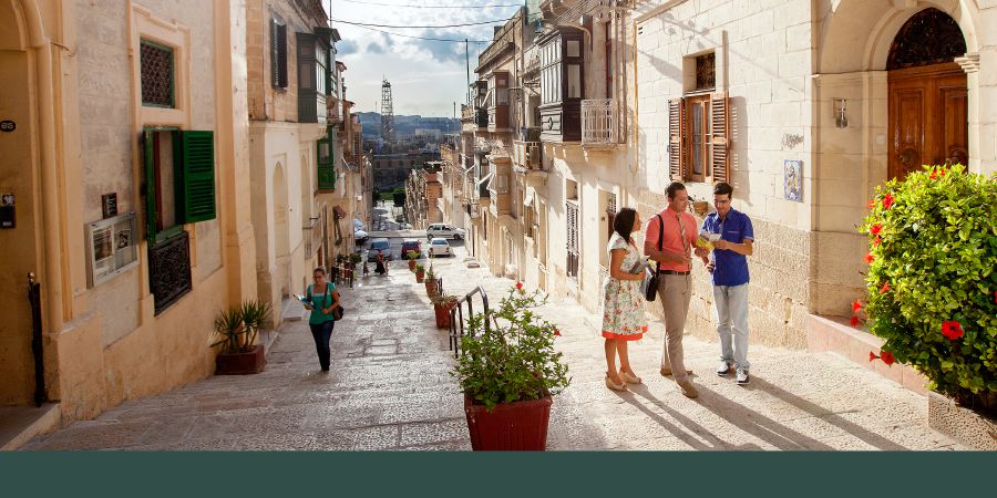 Publishers in Malta use a tract to witness to a man
