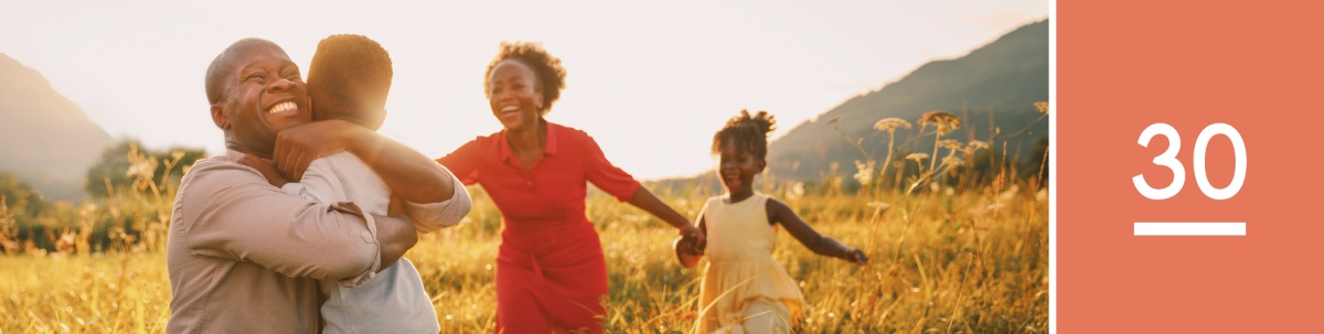 30වෙනි පාඩම. නැවත නැඟිට්ටවපු පුංචි දරුවෙක් එයාගේ පවුලේ අයත් එක්ක එකතු වෙලා.