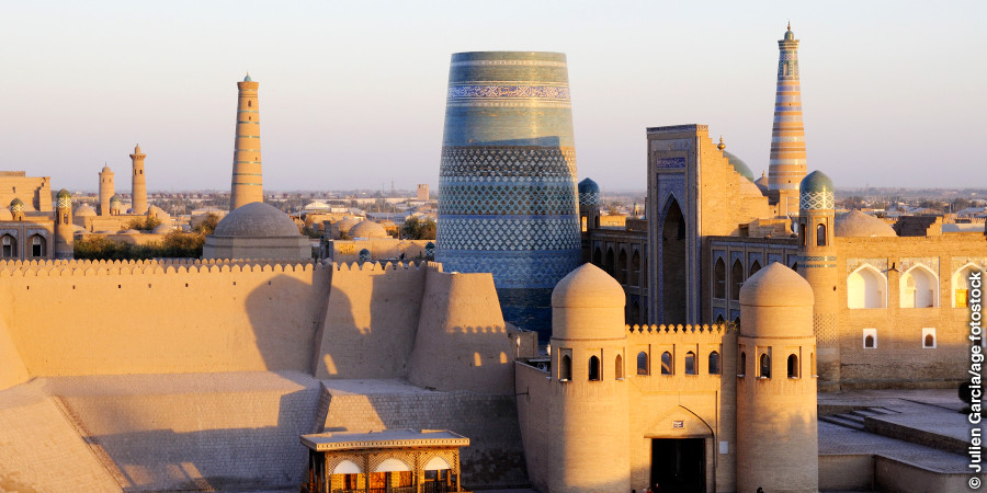 Murarna runt Itchan Kala i Khiva, Uzbekistan