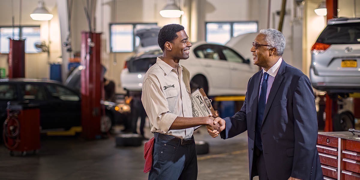 En bilmekaniker med gott rykte.