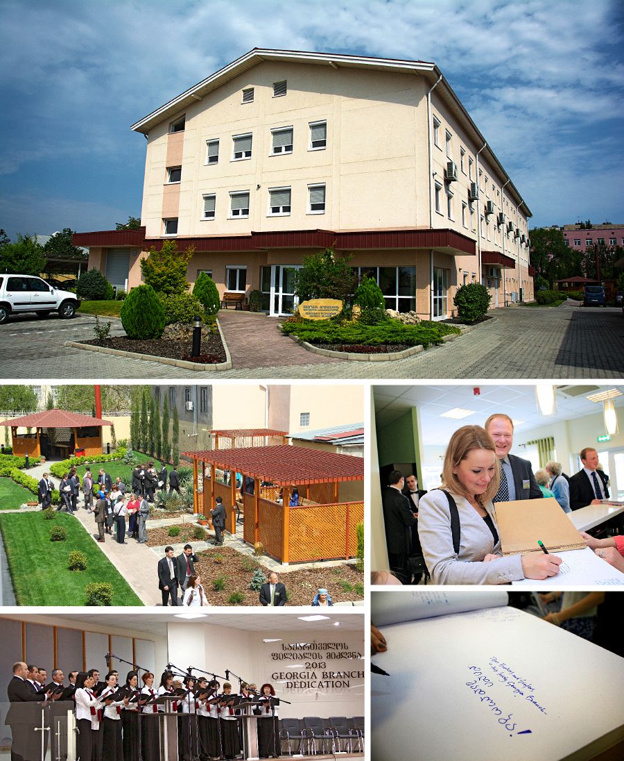 Kören sjunger, vittnen minglar och besökare skriver i gästboken vid invigningen av avdelningskontoret.