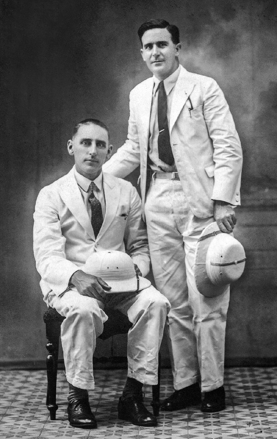 Frank Rice na Clem Deschamp wakiwa Jakarta