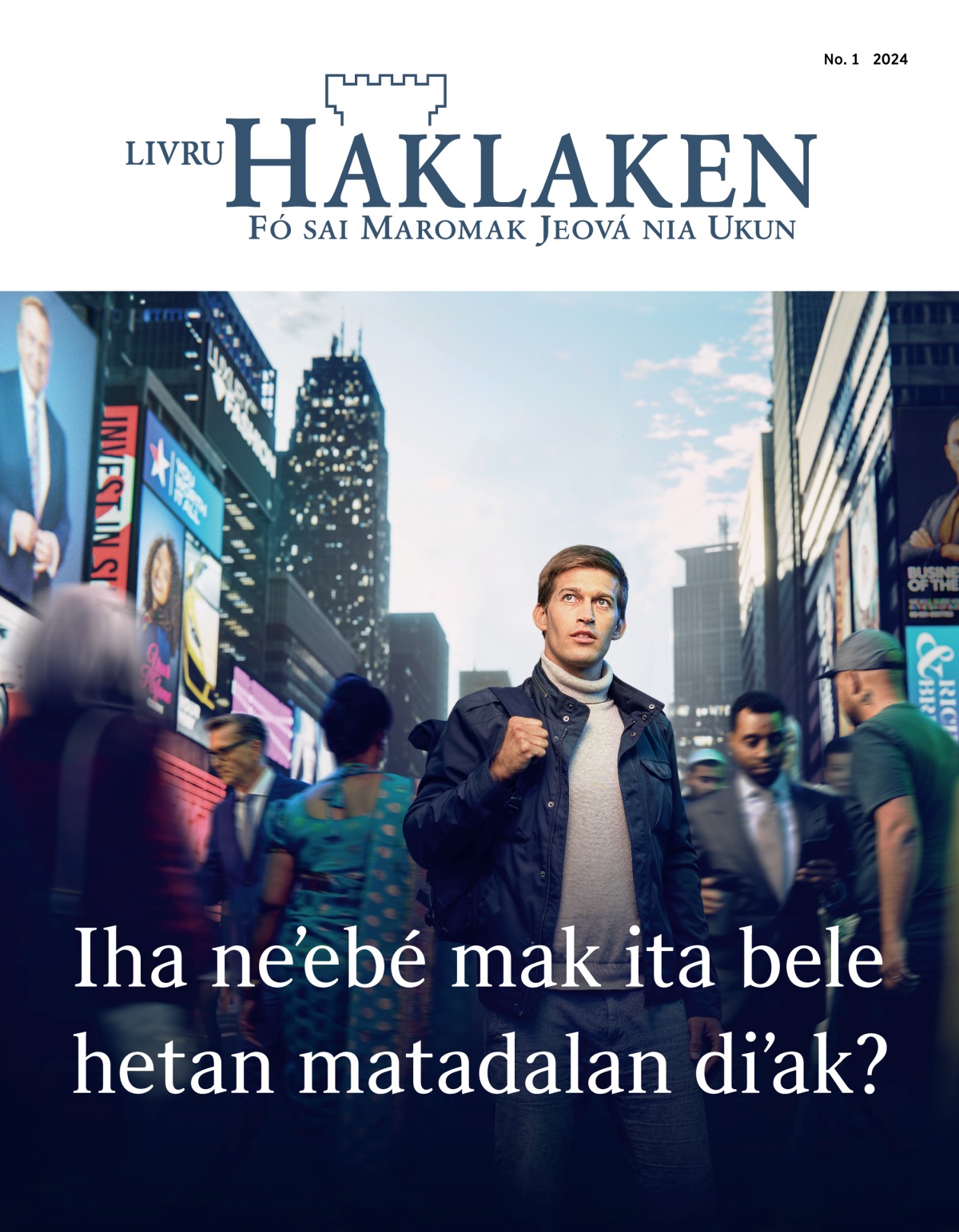 Mane joven ida hamriik iha sidade laran, neʼebé ema husi nasaun no kultura oioin laʼo. Nia hateke ba leten hodi hanoin atu bá neʼebé.