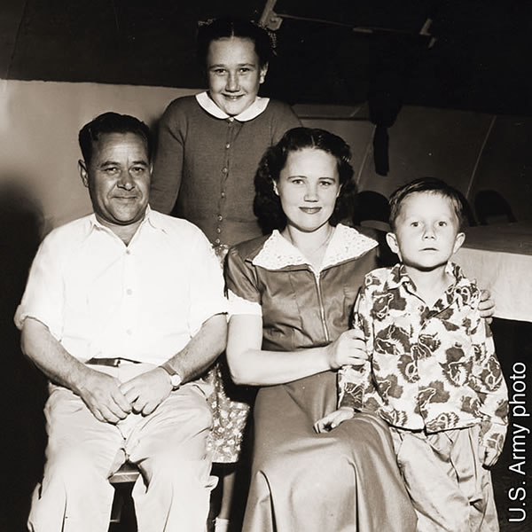 [ภาพ​หน้า 14]