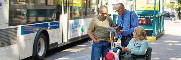 1, 2. (ก) คำ​ใน​ภาษา​ฮีบรู​ที่​มัก​แปล​ว่า “เกียรติ” หมาย​ถึง​อะไร? (ข) เรา​จะ​พิจารณา​คำ​ถาม​อะไร​ใน​บทความ​นี้?
3-5. พระ​ยะโฮวา​ประทาน​เกียรติ​แก่​เรา​อย่าง​ไร?
6, 7. ทำไม​หลาย​คน​จึง​ไม่​เชื่อ​ว่า​พระ​เยซู​เป็น​พระ​มาซีฮา?
8, 9. โดย​ใช้​ตัว​อย่าง​เปรียบ​เทียบ​เกี่ยว​กับ​แสง​สว่าง จง​อธิบาย​ว่า​เกียรติ​ที่​ได้​รับ​จาก​มนุษย์​อาจ​บดบัง​เกียรติ​ที่​พระเจ้า​ประทาน​ได้​อย่าง​ไร.
10. (ก) อาจ​เกิด​อะไร​ขึ้น​ถ้า​เรา​เป็น​ห่วง​มาก​เกิน​ไป​ว่า​คน​อื่น​คิด​อย่าง​ไร​ต่อ​เรา? (ข) ถ้า​เรา​ถ่อม​ใจ เรา​จะ​แน่​ใจ​ได้​ใน​เรื่อง​ใด?
11. เรา​ควร​รู้สึก​อย่าง​ไร​เมื่อ​คน​อื่น​ชมเชย​เรา และ​เพราะ​เหตุ​ใด?
12. ทำไม​ชาว​ยิว​บาง​คน​ไม่​ยอม​ฟัง​ข่าวสาร​ที่​พระ​เยซู​ประกาศ?
13, 14. (ก) นัก​วิจัย​กล่าว​ไว้​อย่าง​ไร​เกี่ยว​กับ​สมอง​ของ​เรา​และ​คำ​พูด​ของ​มนุษย์? (ข) การ​เลือก​ว่า​จะ​ฟัง​ใคร​ขึ้น​อยู่​กับ​อะไร?
15. ทำไม​เปาโล​จึง​กล่าว​ว่า​ความ​ทุกข์​ลำบาก​ที่​ท่าน​ประสบ​นั้น​ก็​เพื่อ​ให้​พี่​น้อง​ชาว​เอเฟโซส์​ได้​รับ​เกียรติ?
16. เกิด​อะไร​ขึ้น​กับ​เปาโล​ใน​เมือง​ลิสตรา?
17, 18. (ก) ติโมเธียว​อาจ​รู้​เกี่ยว​กับ​ความ​ทุกข์​ลำบาก​ที่​เปาโล​ประสบ​ใน​เมือง​ลิสตรา​ได้​อย่าง​ไร? (ข) ตัว​อย่าง​ความ​เพียร​อด​ทน​ของ​เปาโล​มี​ผล​ต่อ​ติโมเธียว​อย่าง​ไร?
19. ความ​เพียร​อด​ทน​ของ​เรา​อาจ​ช่วย​คน​อื่น ๆ อย่าง​ไร?
20. เหตุ​ใด​เรา​ควร​แสวง​หา​เกียรติ​ที่​มา​จาก​พระเจ้า?