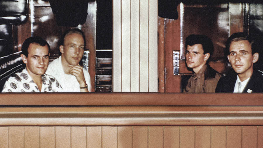 [ภาพ​หน้า 28]