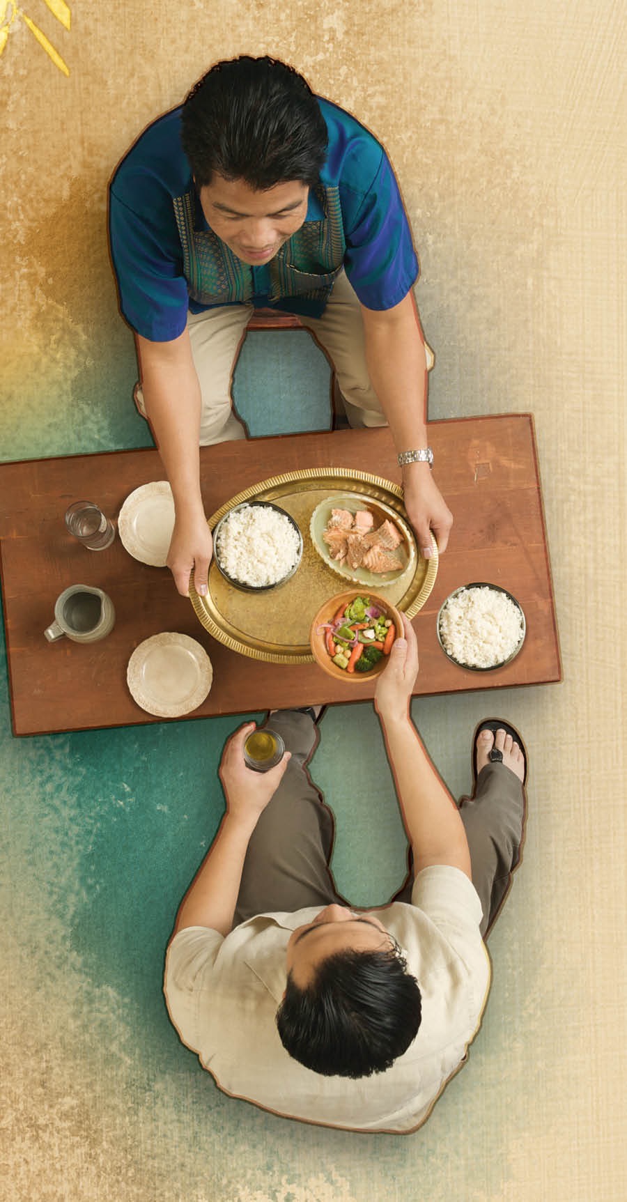 Buddhika y Sanath comparten una comida