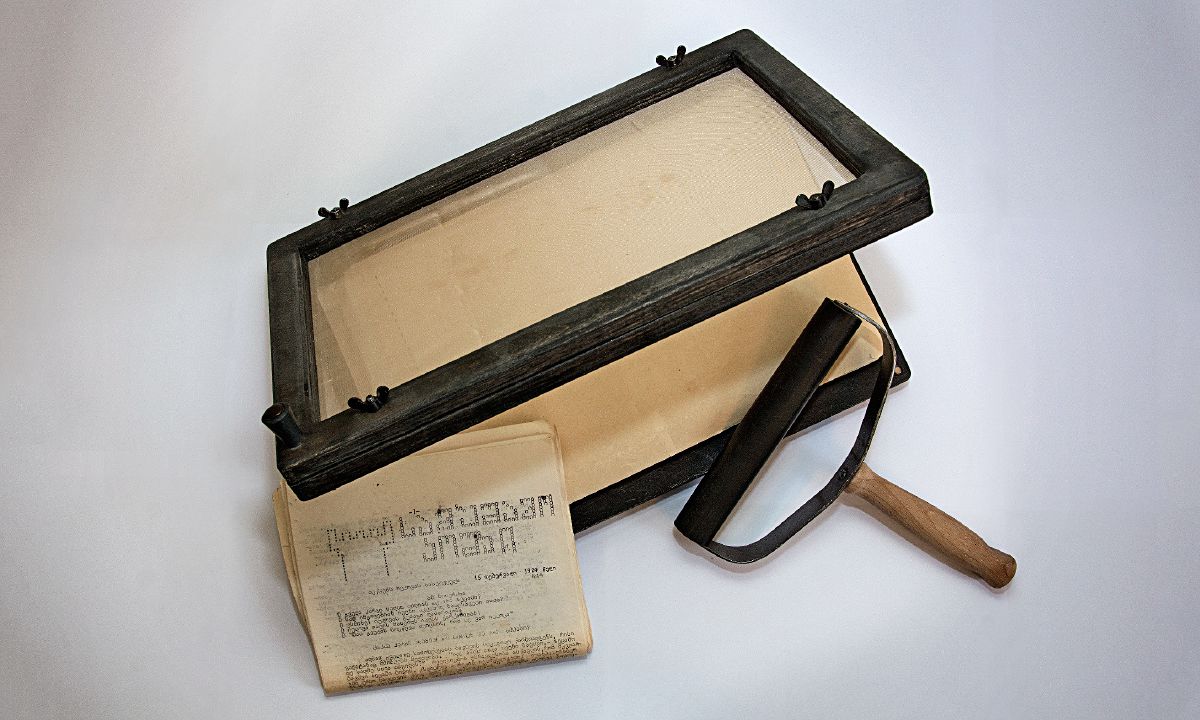 Muchini lowutsongo wa mimeograph