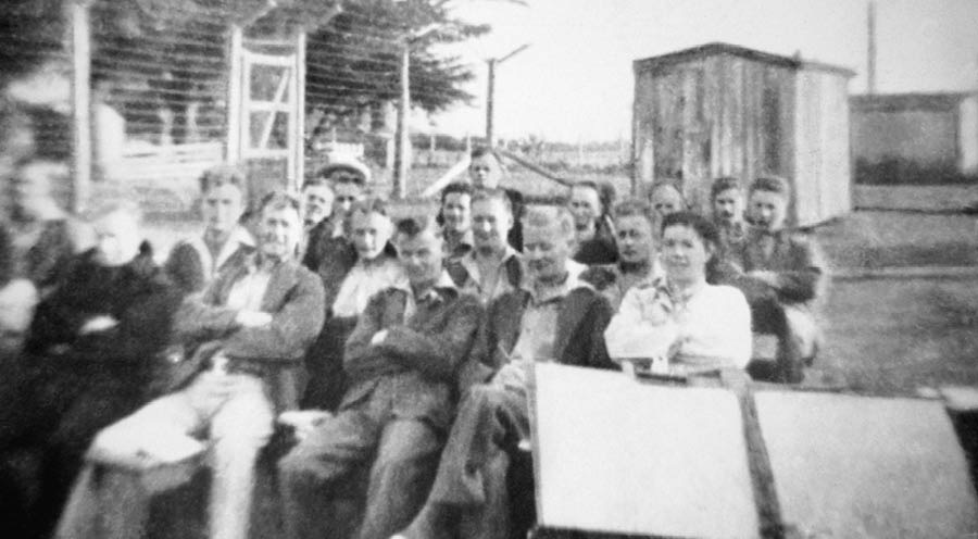 Jtsop ermanoetik ti te oyik ti bu chichʼ pasel tsatsal abtelale yakal chetʼesik li Chanob vun sventa Kabteltik yuʼun Diose.