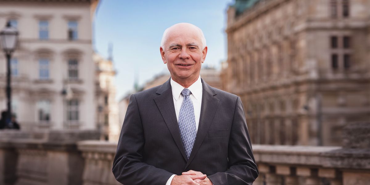 Oleg Rayiminski.