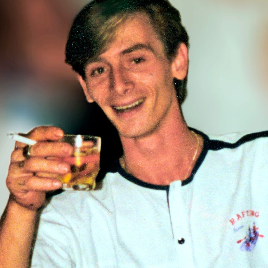 Anh Joseph Ehrenbogen lúc trẻ