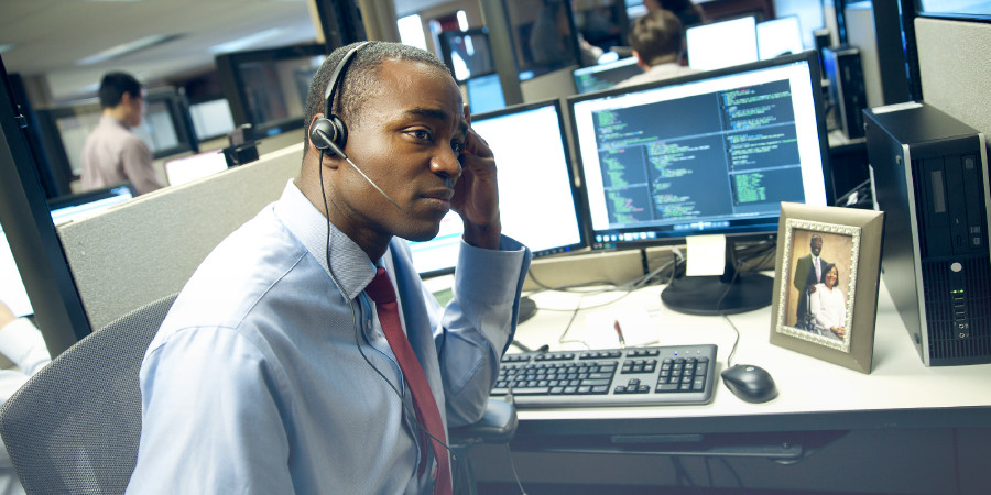 Indoda ecinga ngeengxaki zayo emsebenzini