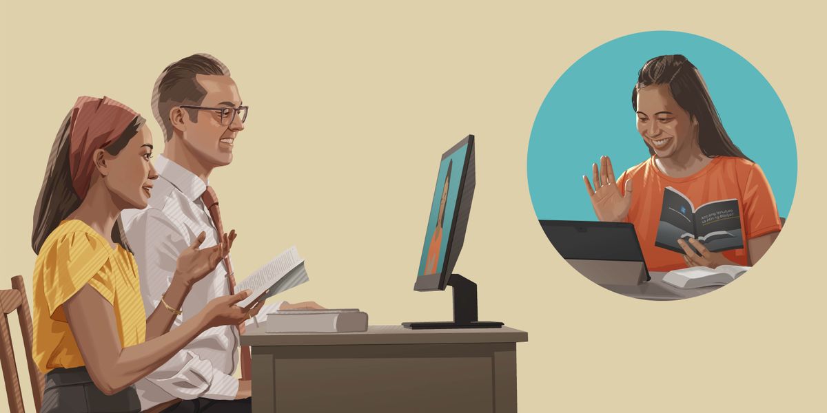 Udade nomyeni wakhe baqhubela elinye ibhinqa isifundo seBhayibhile ngevideoconferencing.