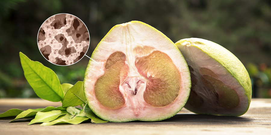 Ọsàn pomelo kan tá a là sí méjì ká lè rí bí èèpo ẹ̀ ṣe dà bíi kànrìnkàn. Àwòrán abẹ́nú jẹ́ ká rí àwọn sẹ́ẹ̀lì àti àlàfo tó wà láàárín wọn látinú awò amúǹkantóbi.