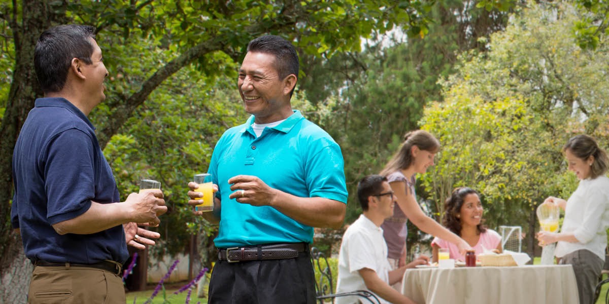 克里斯托瓦尔·迪亚斯和朋友野餐