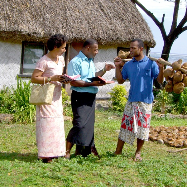 一对夫妻在传道