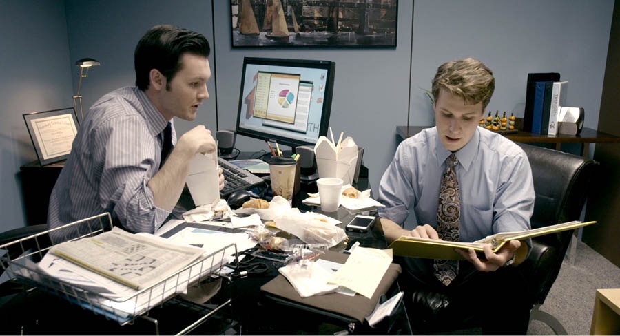 大卫同东尼一齐工作